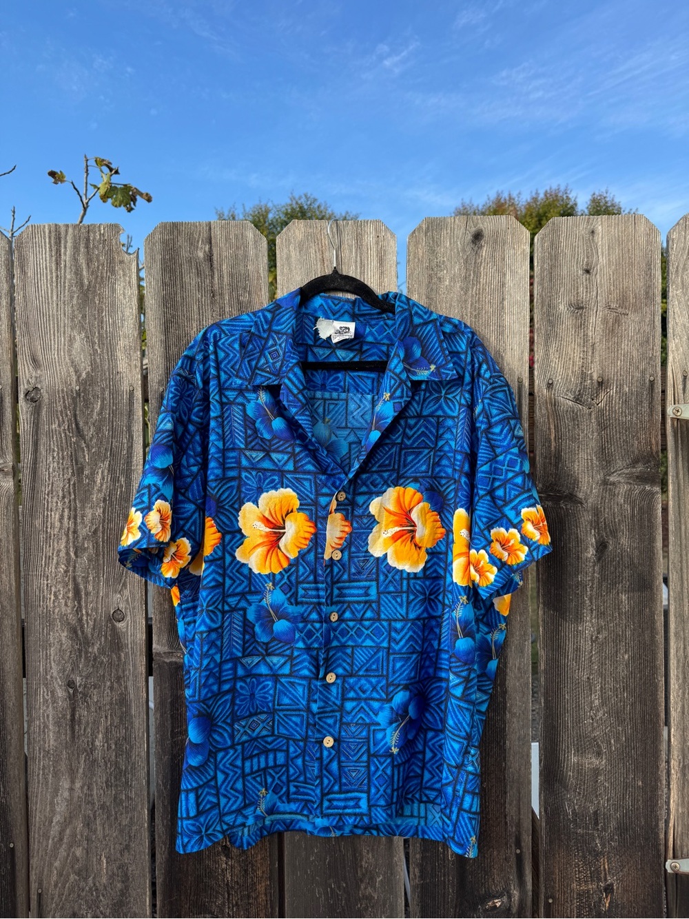 American Vintage Island-Print Blue Hawaiian Short-Sleeve Button-Down Shirt